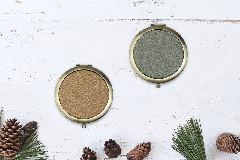 复古随身化妆镜  圆形皮革金属双面折叠小镜子 订制颜色 - 彩妆刷具/镜子/梳子 - 其他金属 咖啡色