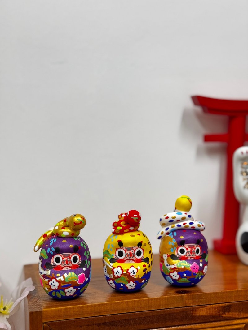 mtwoo daruma | 福蛇 - 摆饰 - 粘土 卡其色