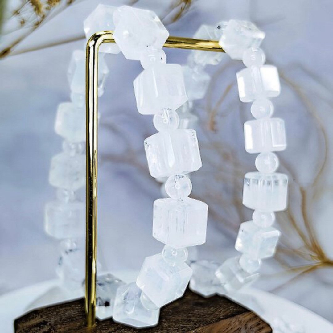 【天使蓝针】天然显针美品 蓝针水晶方块方糖 手链手串/一物一拍 - 手链/手环 - 水晶 透明