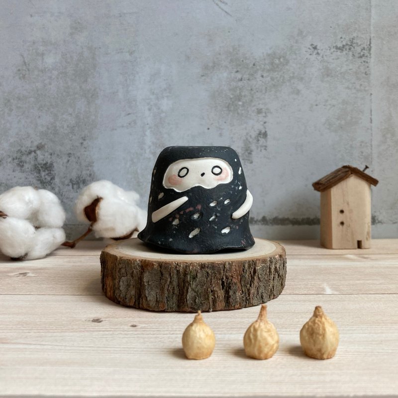 宇宙里漂走 怪杯杯 小茶杯 - 茶具/茶杯 - 瓷 黑色