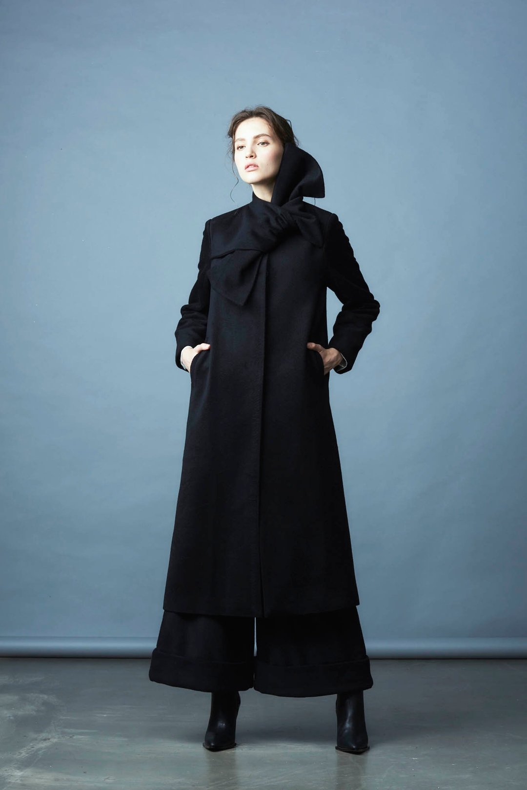 黑色蝴蝶结长大衣 - 女装休闲/机能外套 - 羊毛 黑色