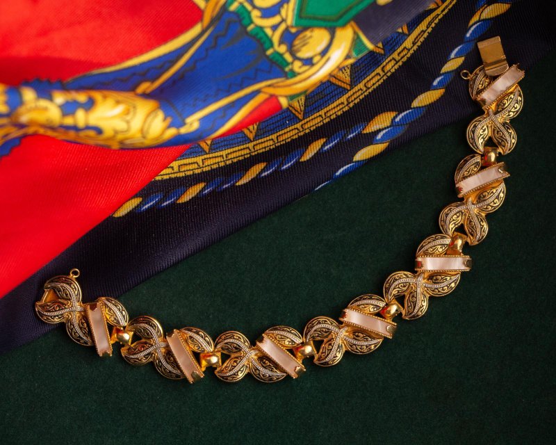 西班牙古董 大马士革工艺 草叶纹饰造型镶赛璐璐仿母贝 镀金手链 - 手链/手环 - 其他金属 金色