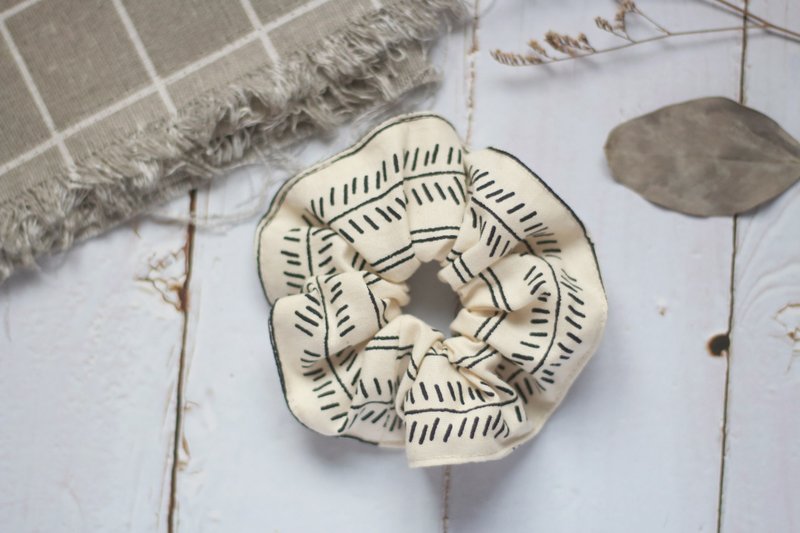 手作发饰。大肠圈。藤蔓 - 发饰 - 棉．麻 黑色