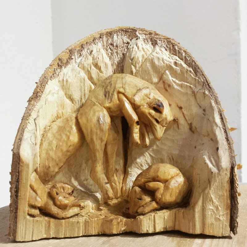 山谷游乐中的狐狸 fox playing in valley - 木工/竹艺/纸艺 - 木头 橘色