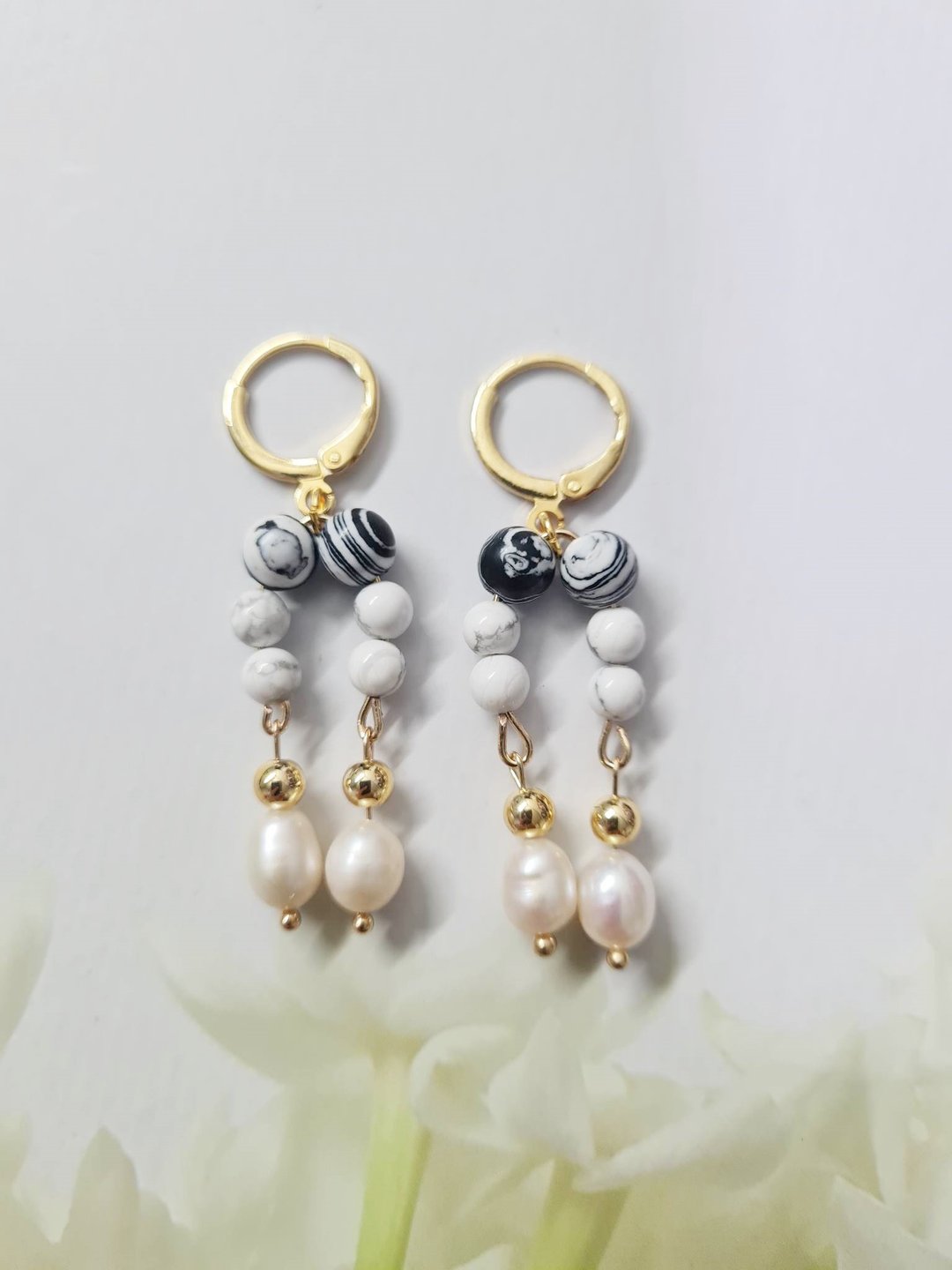 Zebramalachite, Howlite Lucky Stone with Natural Pearl  Earrings. - 耳环/耳夹 - 石头 白色
