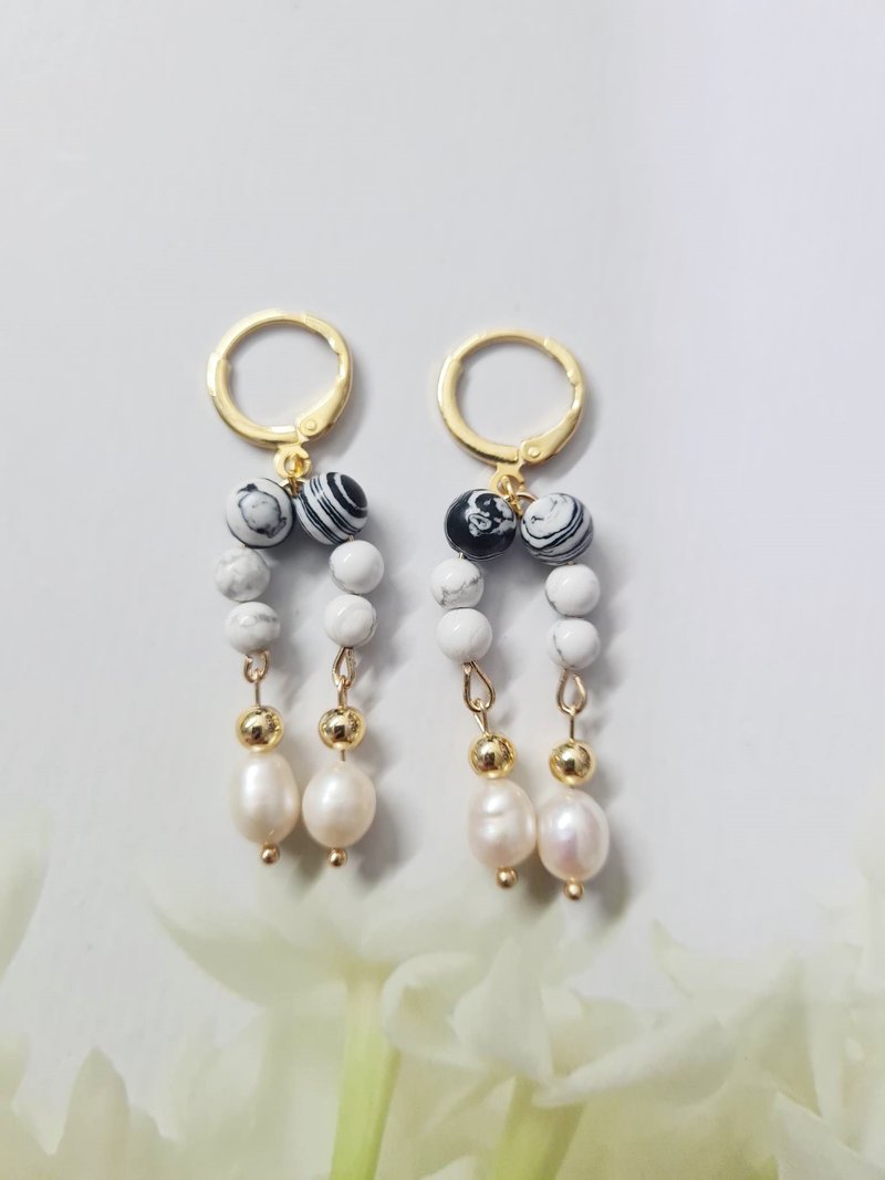 Zebramalachite, Howlite Lucky Stone with Natural Pearl  Earrings. - 耳环/耳夹 - 石头 白色