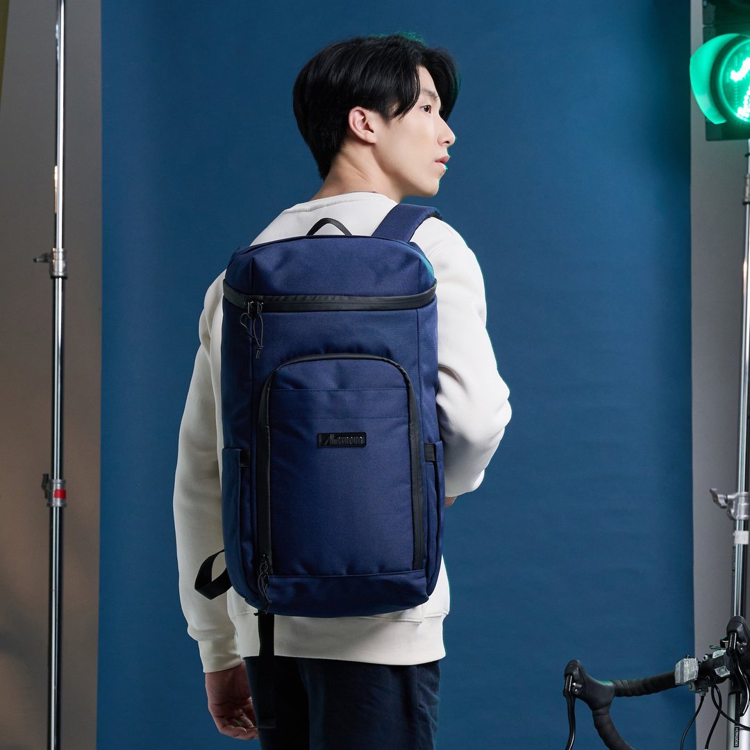 【香港设计】运动日常系列 02-RUCKSACK 训练背包 L Navy - 后背包/双肩包 - 聚酯纤维 蓝色