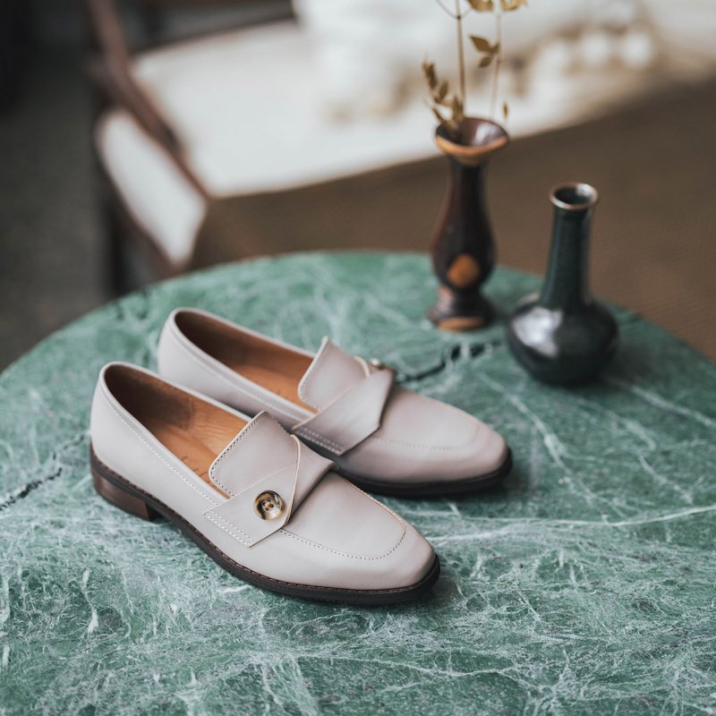 简约翻领乐福鞋 _ 芋 - 女款牛津鞋/乐福鞋 - 真皮 紫色