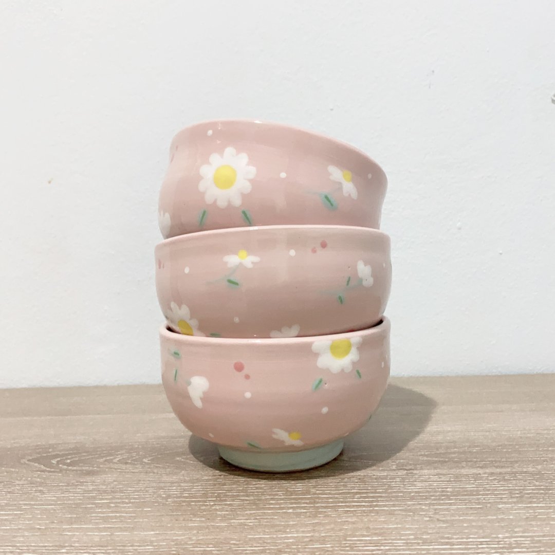 Sweet soft pinky white florals BOWL - 茶具/茶杯 - 陶 粉红色