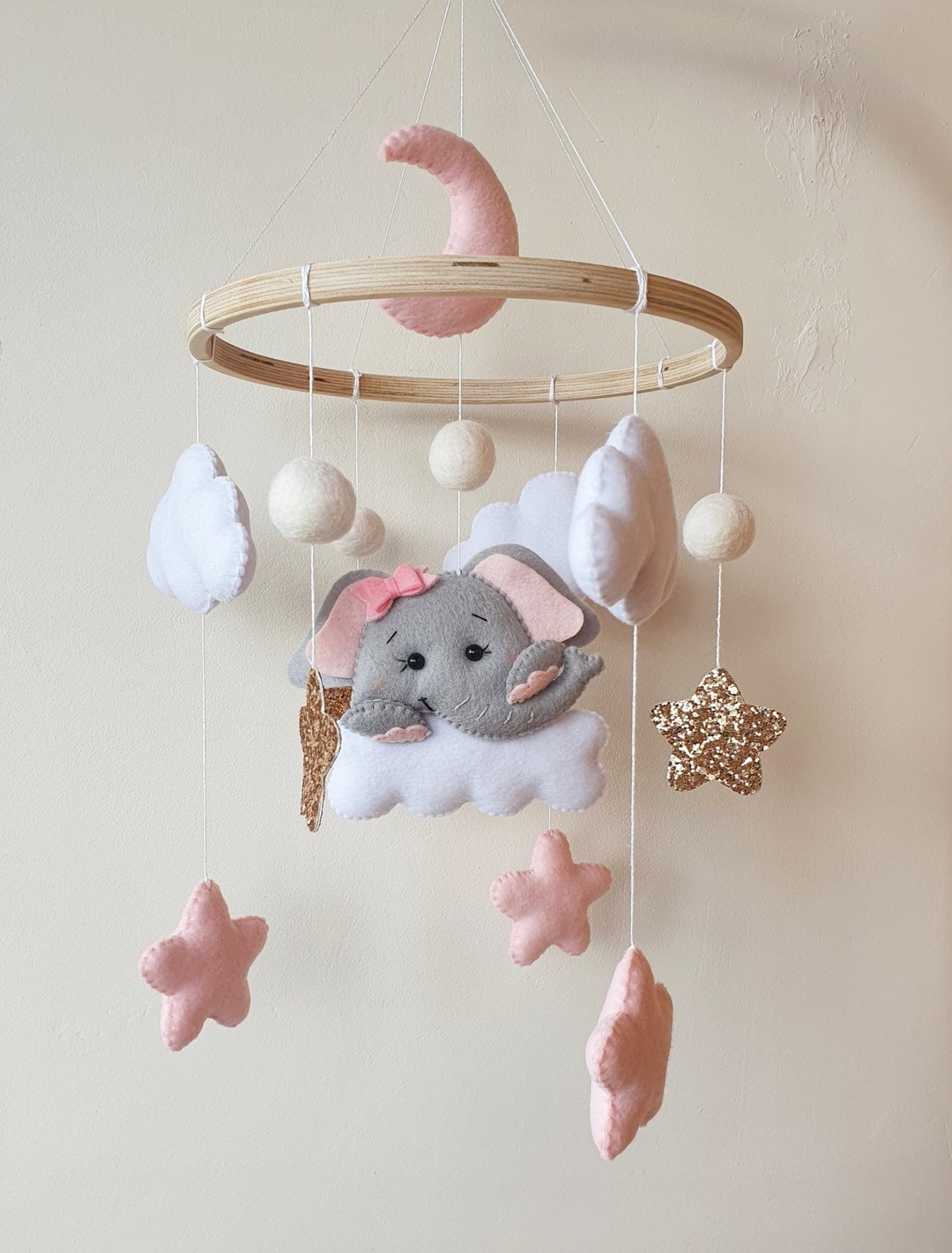 Baby mobile girl, baby shower gift, nursery decor, elephant mobile - 满月礼盒 - 环保材料 粉红色