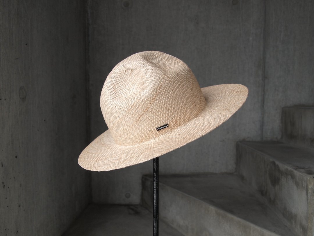 Straw Hat Hat Made-to-Order Simple Straw Hat Bao Rough Elegant Unisex - 帽子 - 其他材质 卡其色
