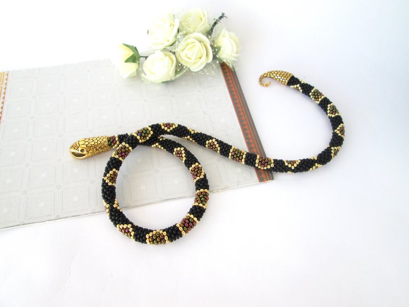 Snake bracelet necklace Ouroboros Witch Jewelry Snakeskin Slitherin Beaded brace - 手链/手环 - 其他材质 黑色