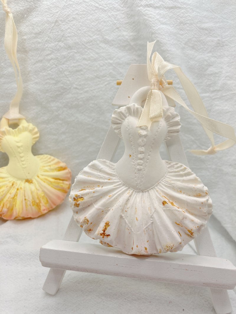 手作 扩香石挂饰 喜乐的裙摆-烫金款 - 香薰/精油/线香 - 其他材质 多色