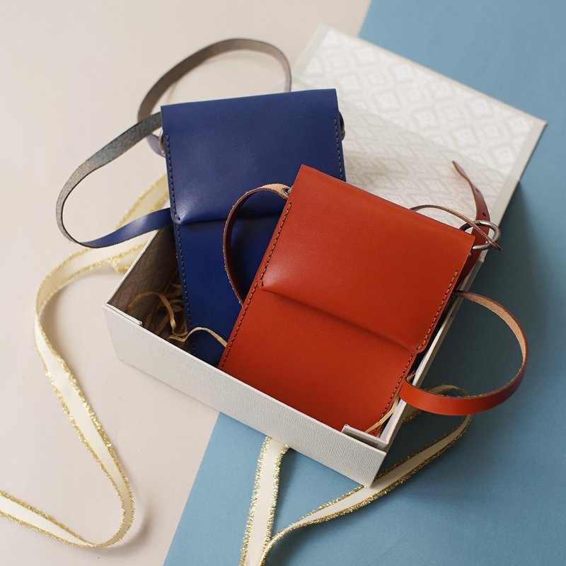 側背包斜挎包可放手機及卡fete - 侧背包/斜挎包 - 真皮 红色