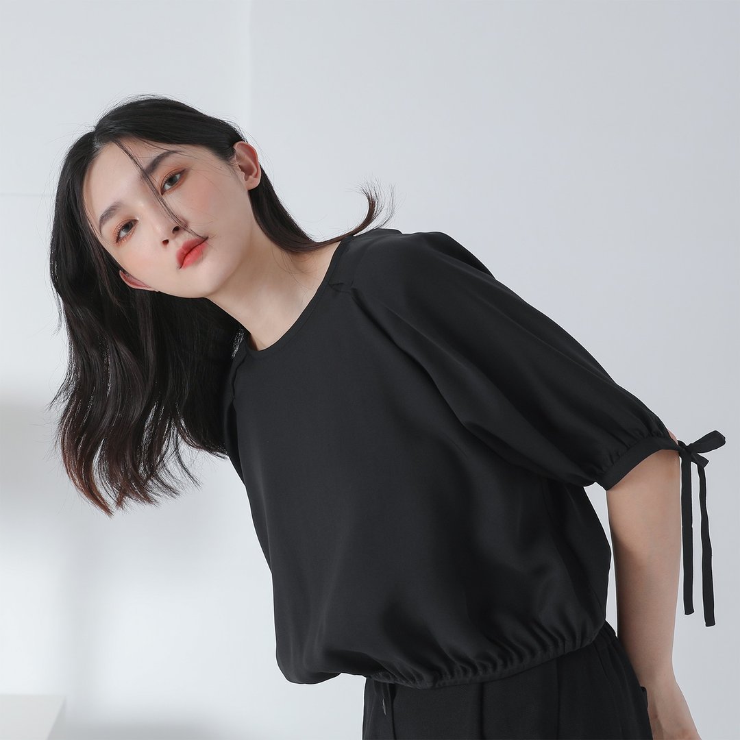 Hexu_和煦绑带上衣_22SF014_黑 - 女装上衣 - 聚酯纤维 黑色