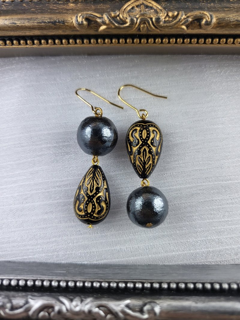 两层泪珠形树脂珠耳环。泪珠珠和棉珍珠。 - 耳环/耳夹 - 其他材质 