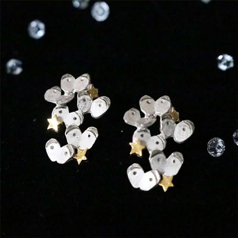 Garden White Mob Monsilomobu / Earrings PA 349 - 耳环/耳夹 - 其他金属 白色