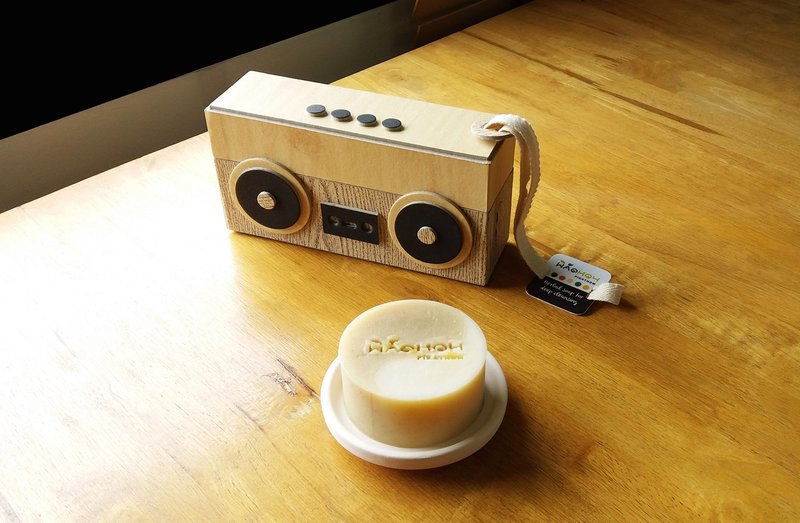 Gift set soap - Portable retro radio - Wood+Cream 3 - 肥皂/手工皂 - 纸 