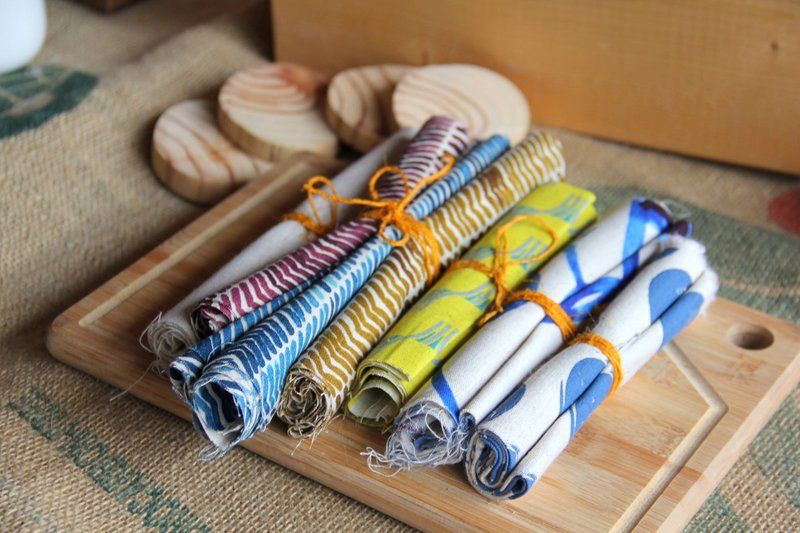 Goody Bag Weimom's 惊喜BIG福袋 笔袋、筷套、环保餐具袋、布卷 - 收纳用品 - 棉．麻 多色