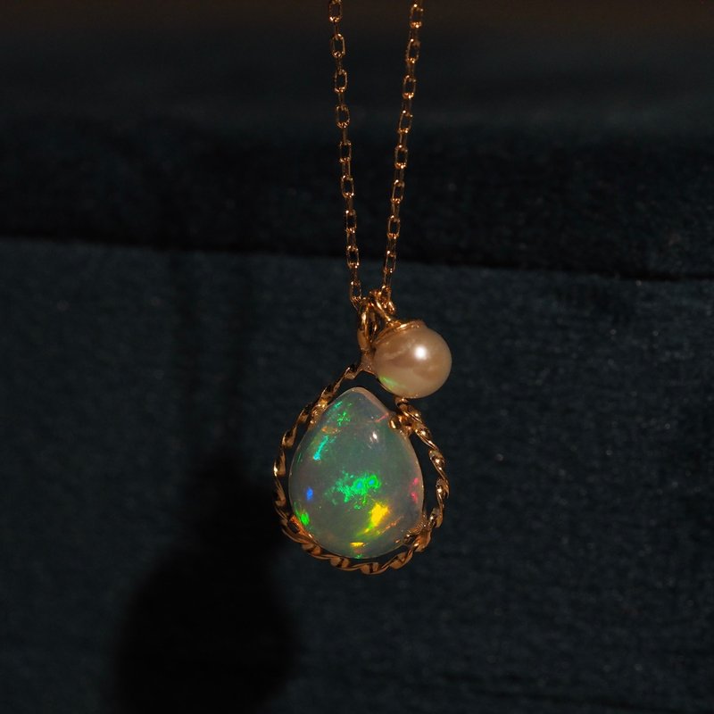 18KAkoya 珍珠和蛋白石女王项链 The Akoya Pearl and Opal Queen - 项链 - 贵金属 