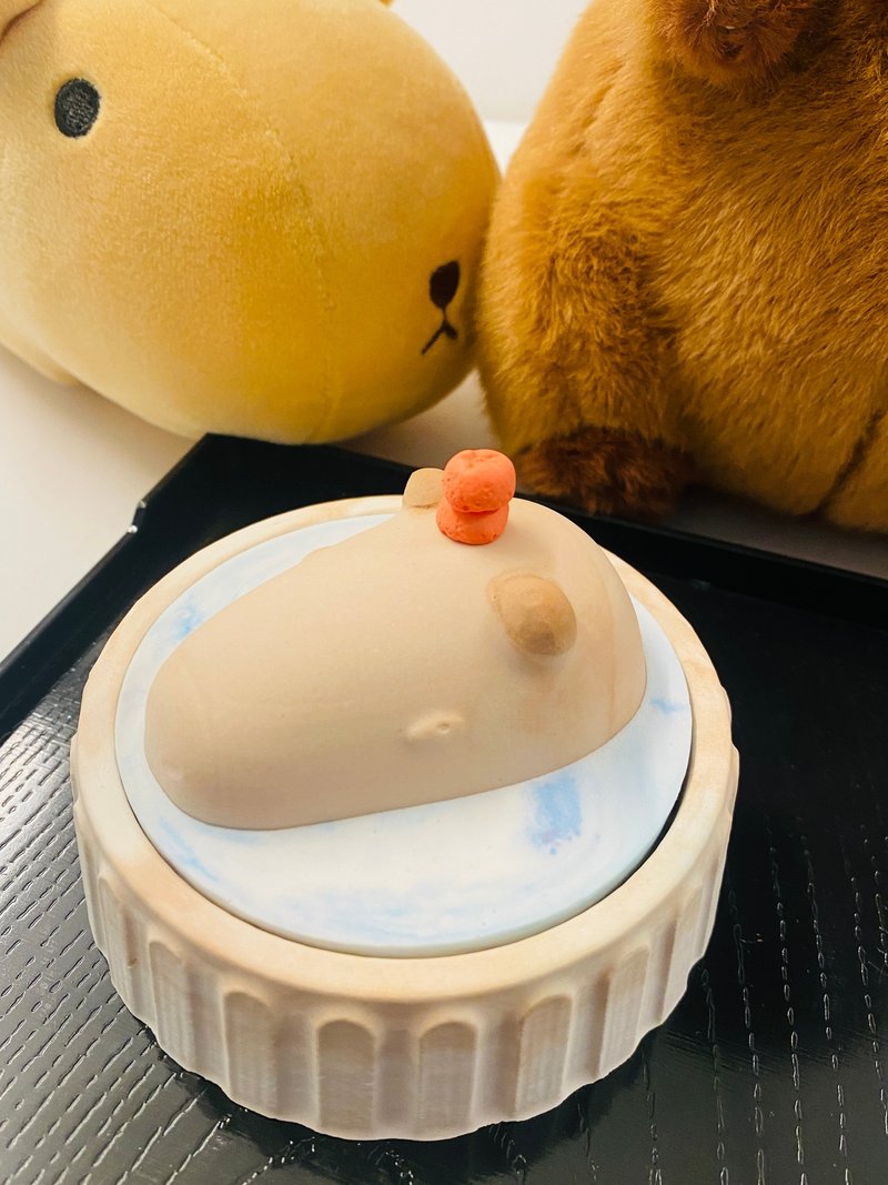 水豚君扩香石 (附赠2颗小橘子可任意摆放) Capybara aroma stone - 香薰/精油/线香 - 其他材质 卡其色