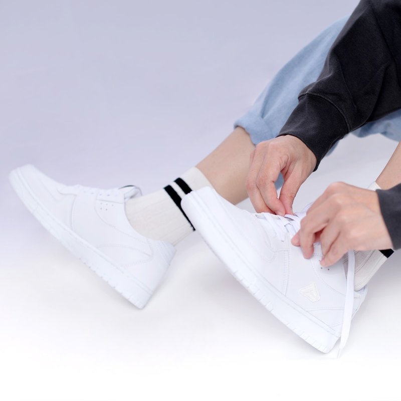 MIT 【拼接款潮流休闲鞋-男款白】潮流鞋 休闲鞋  拼接鞋款 - 男款牛津鞋/乐福鞋 - 真皮 白色