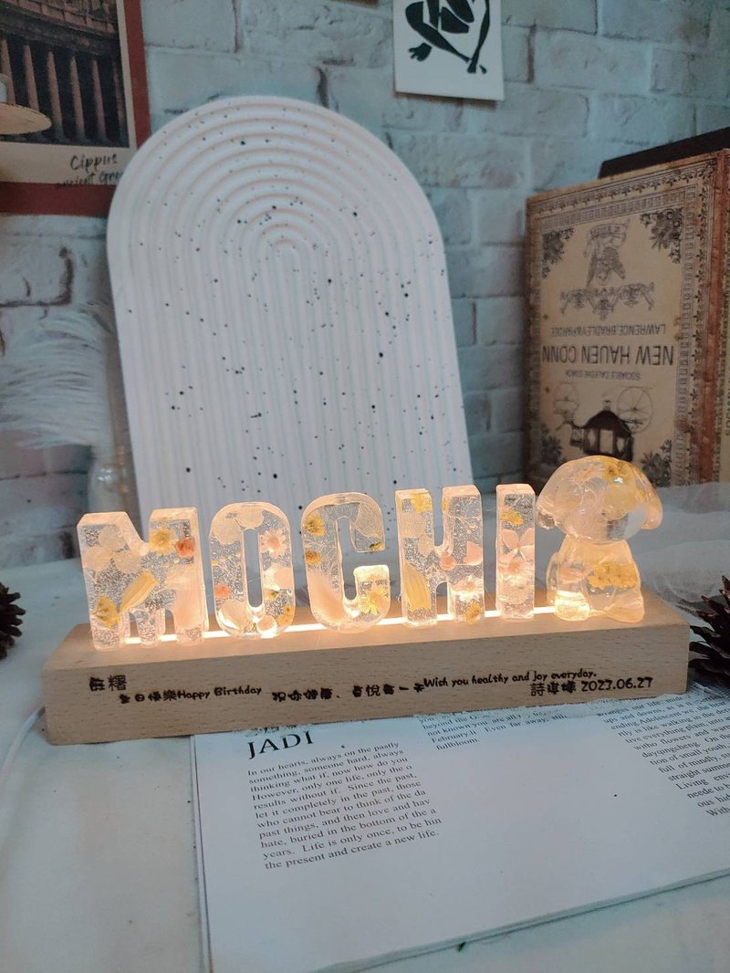 【Lingling's Studio荞翎工作室】字母LED小夜灯 定制化 雷射雕刻 - 灯具/灯饰 - 植物．花 多色