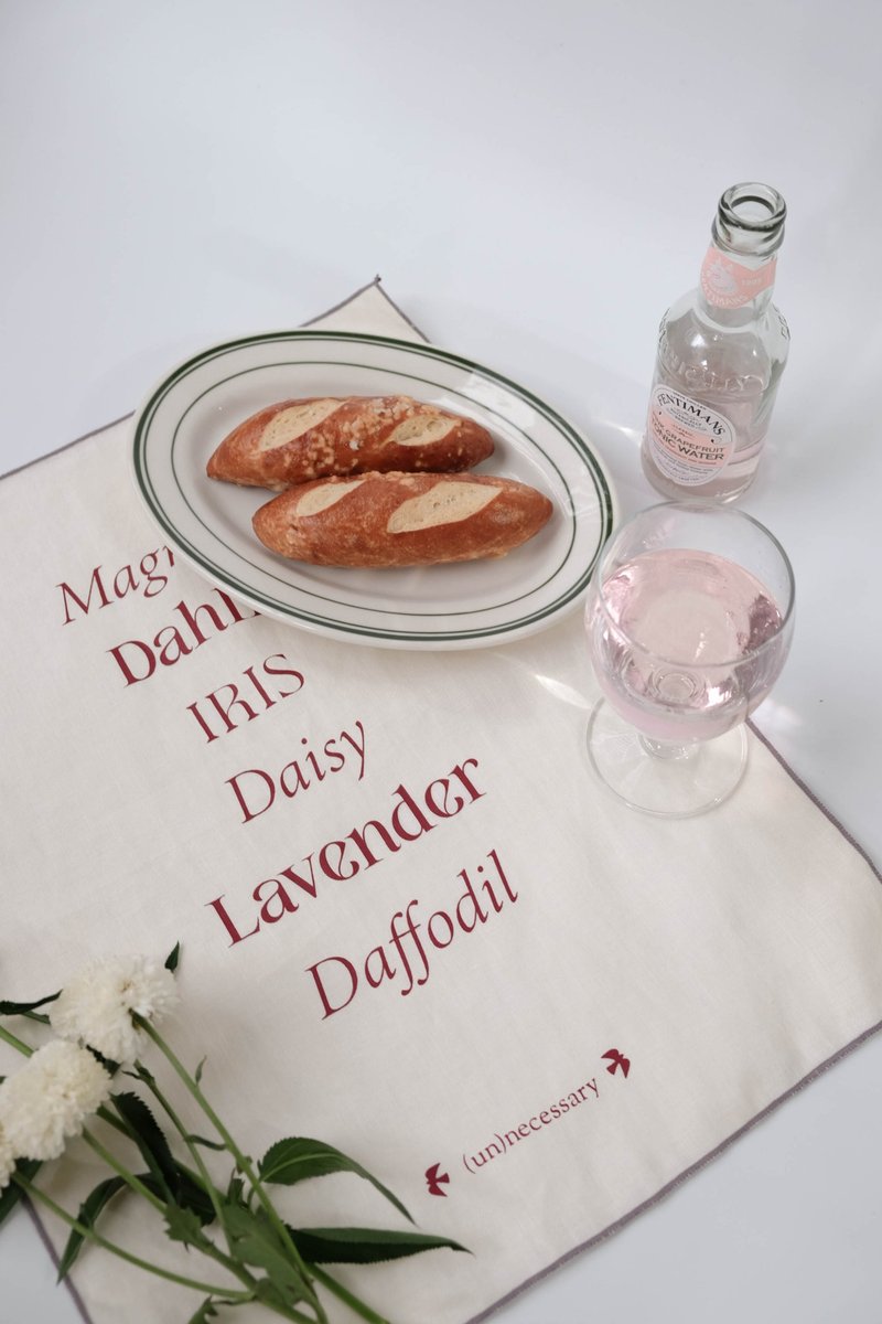 Natural linen napkin / Fabric poster (Cream) - 围裙 - 棉．麻 