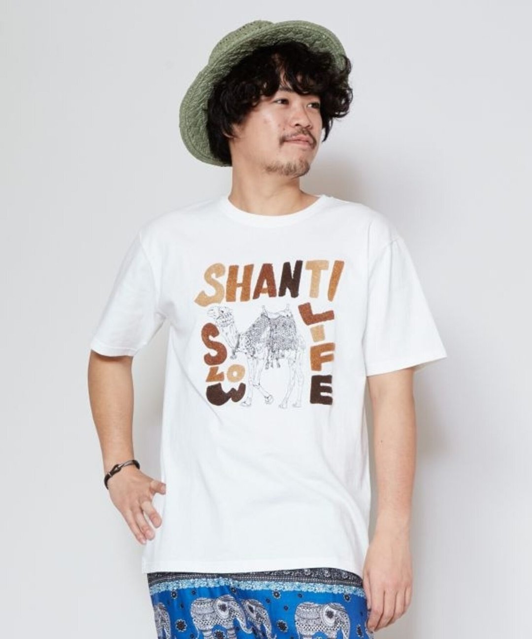 【热门预购】Amina×grn  SHANTI和平骆驼簇绒T恤 (2色) JSU-4204 - 男装上衣/T 恤 - 棉 