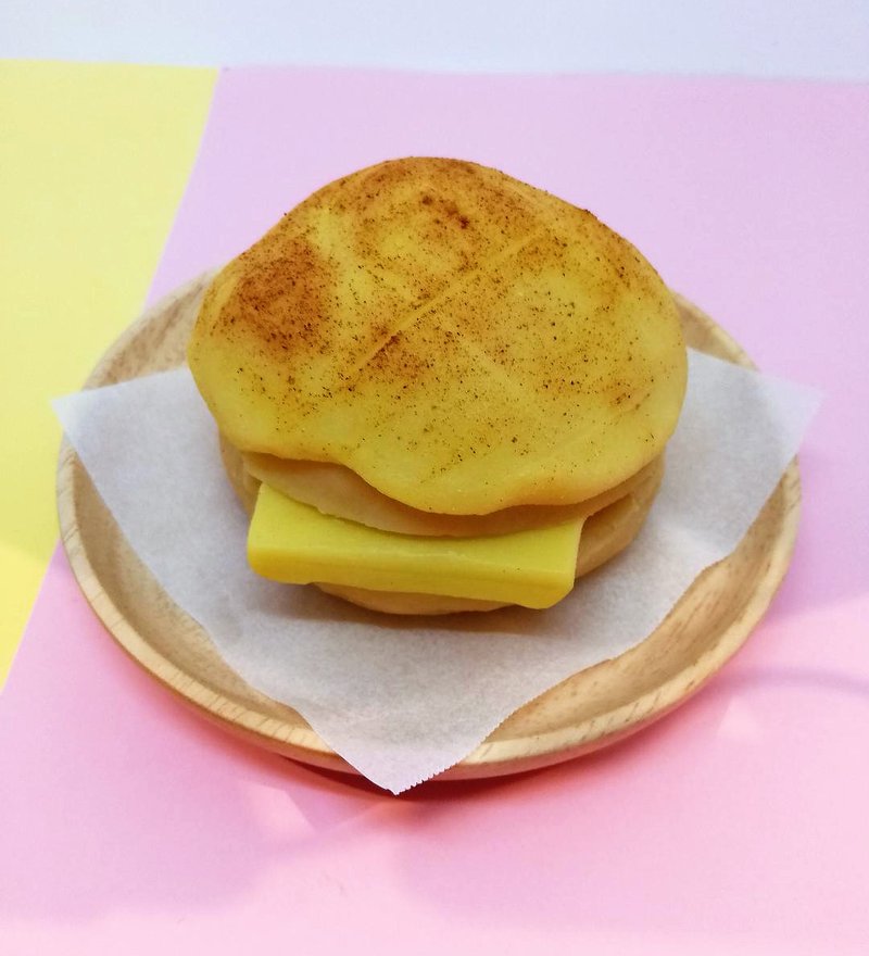 菠萝油手工冷制皂 - 肥皂/手工皂 - 其他材质 黄色