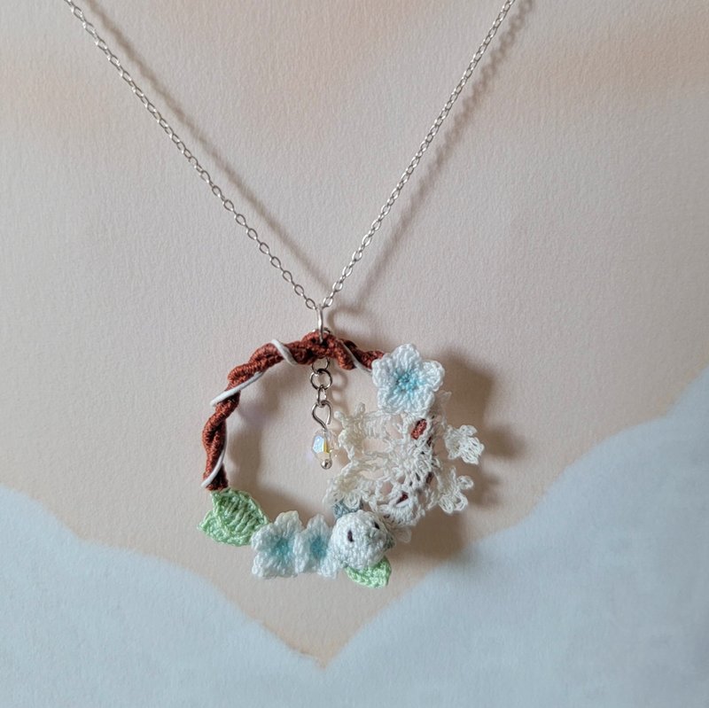 雪花|雪之妖精 银喉长尾山雀 花圈颈链 人手钩织 sv925 925纯银 - 项链 - 绣线 白色