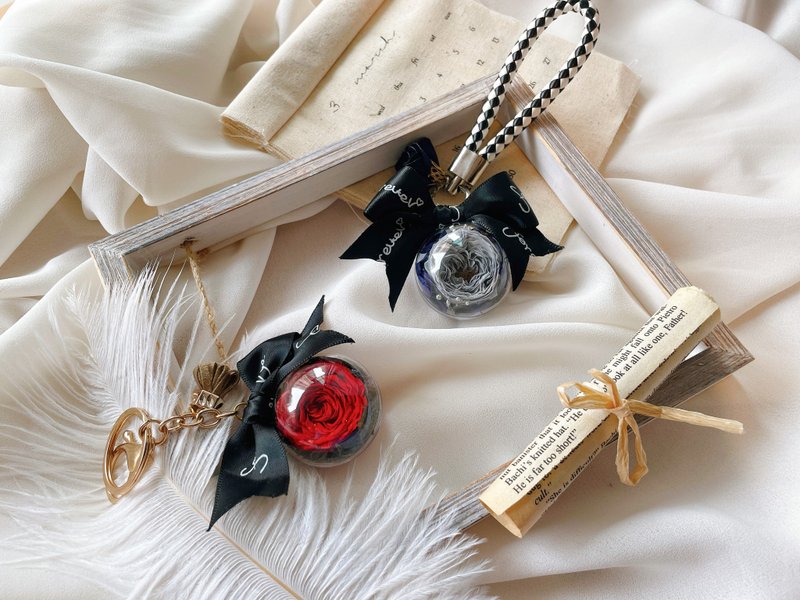 Miss。花谜 【永恒之爱】玫瑰花球钥匙圈 情人节 - 干燥花/捧花 - 植物．花 多色