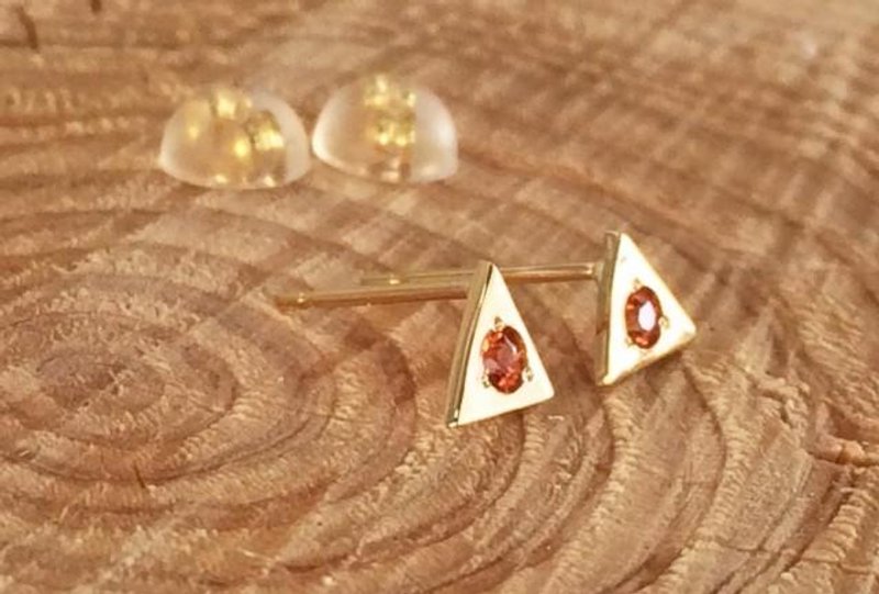 K18 natural orange sapphire earrings - 耳环/耳夹 - 其他金属 
