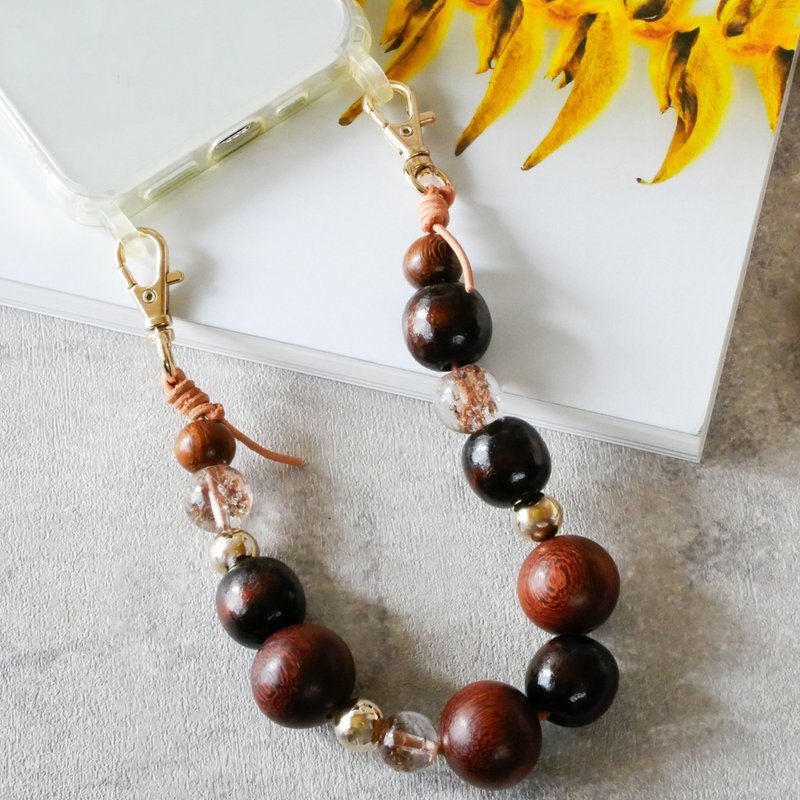 干燥花和木珠智慧型手机吊带 / iPhone 手机壳和珠吊带 / 兼容于所有型号 / 核心绣球花 - 手机配件 - 塑料 咖啡色