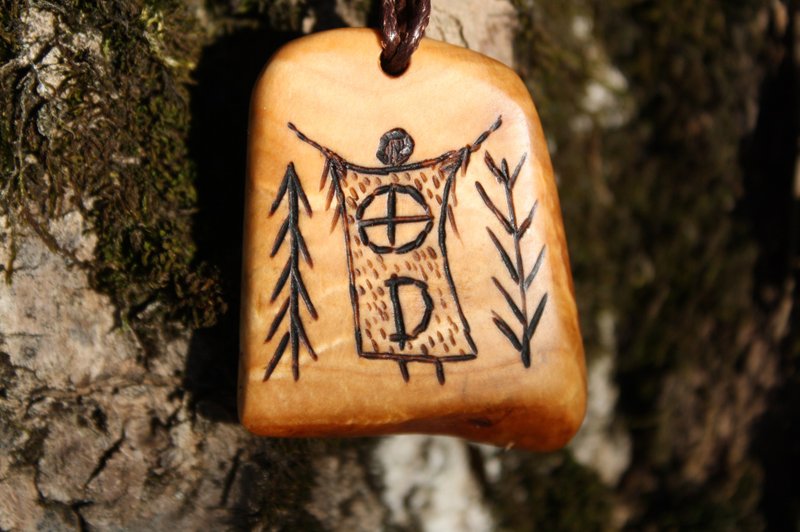 Shaman Forest style Moon Universe Symbol of development Sacred symbol Pendant - 项链 - 木头 