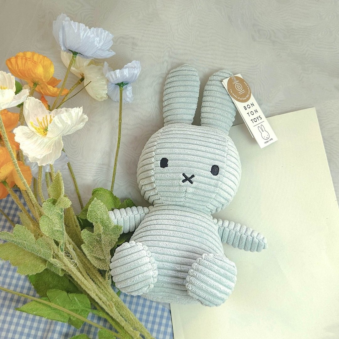 BON TON TOYS Miffy米菲兔ECO灯芯绒填充玩偶-柔玉绿 23cm - 玩偶/公仔 - 聚酯纤维 绿色