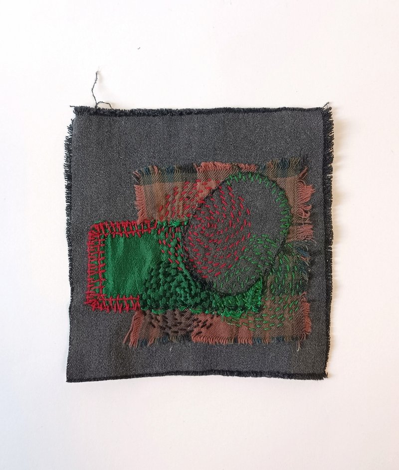 深色硼硅酸盐补丁由回收的黑色牛仔布制成。 - 编织/刺绣/羊毛毡/裁缝 - 棉．麻 