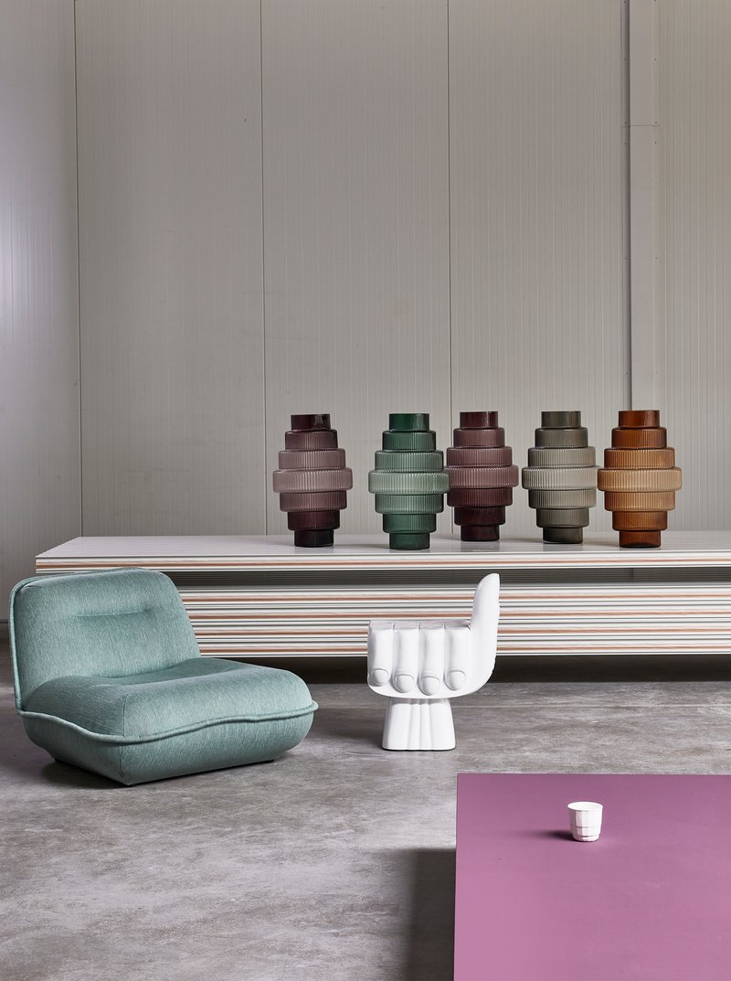 阶梯花瓶-S-Dark Grey【POLSPOTTEN】 - 花瓶/陶器 - 玻璃 黑色