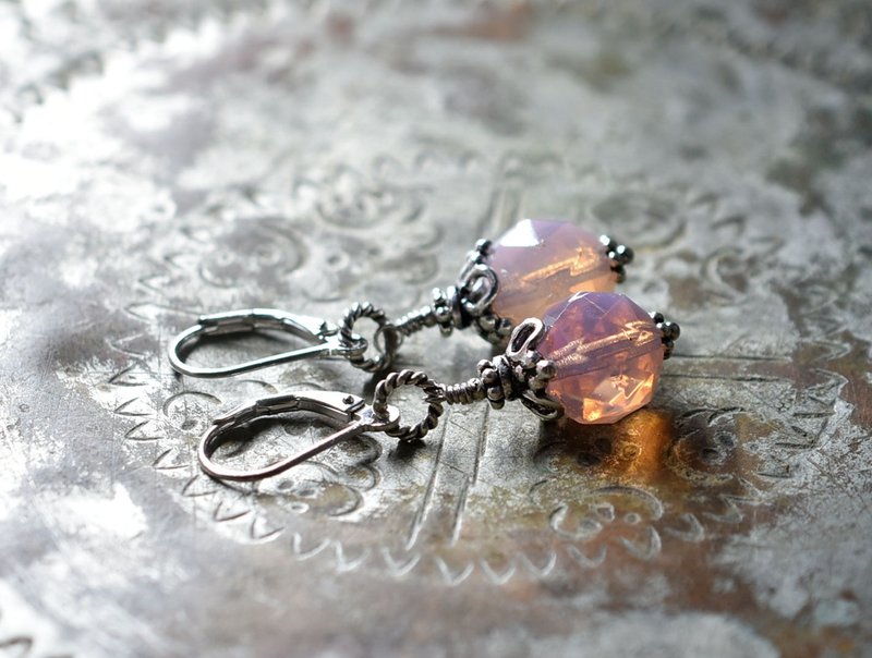 粉色蛋白石复古波西米亚风格串珠单钻耳环 - 耳环/耳夹 - 玻璃 粉红色