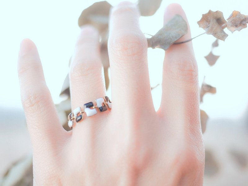 圆舞曲 - Black and White  * 戒指 - 戒指 - 其他金属 金色