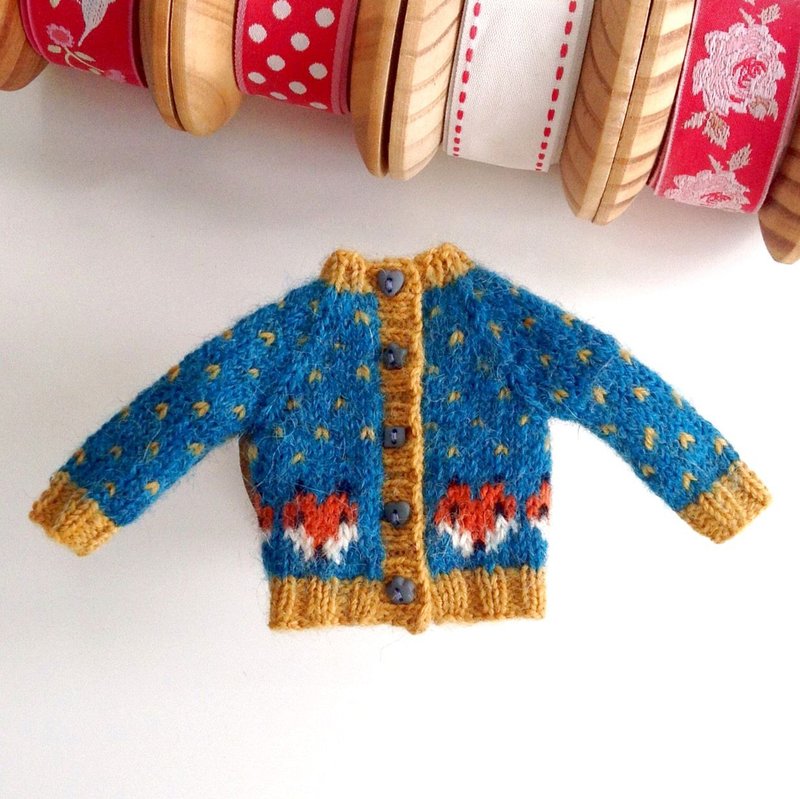 Cardigan handmade for Blythe. Blythe knitted cardigan. Blythe doll clothes. - 玩偶/公仔 - 羊毛 