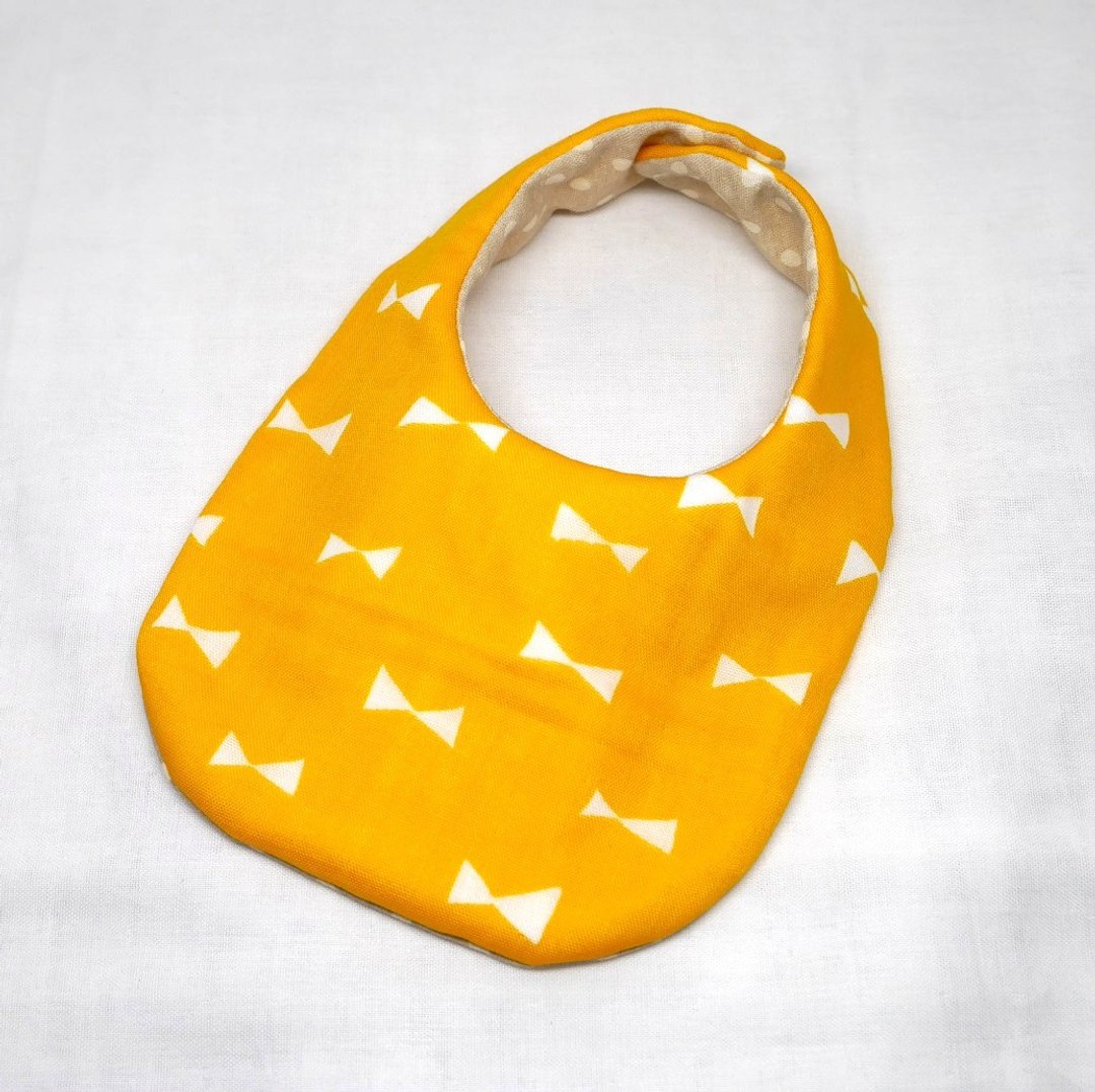 Japanese Handmade 8-layer- gauze Baby Bib /ribbon yellow - 围嘴/口水巾 - 棉．麻 橘色