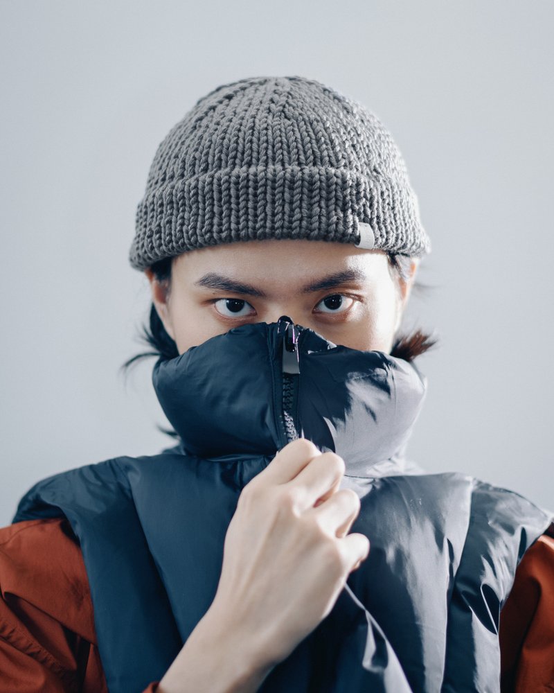 K012 手工编织超短圆顶毛帽水兵帽 - 深灰 - 帽子 - 棉．麻 灰色