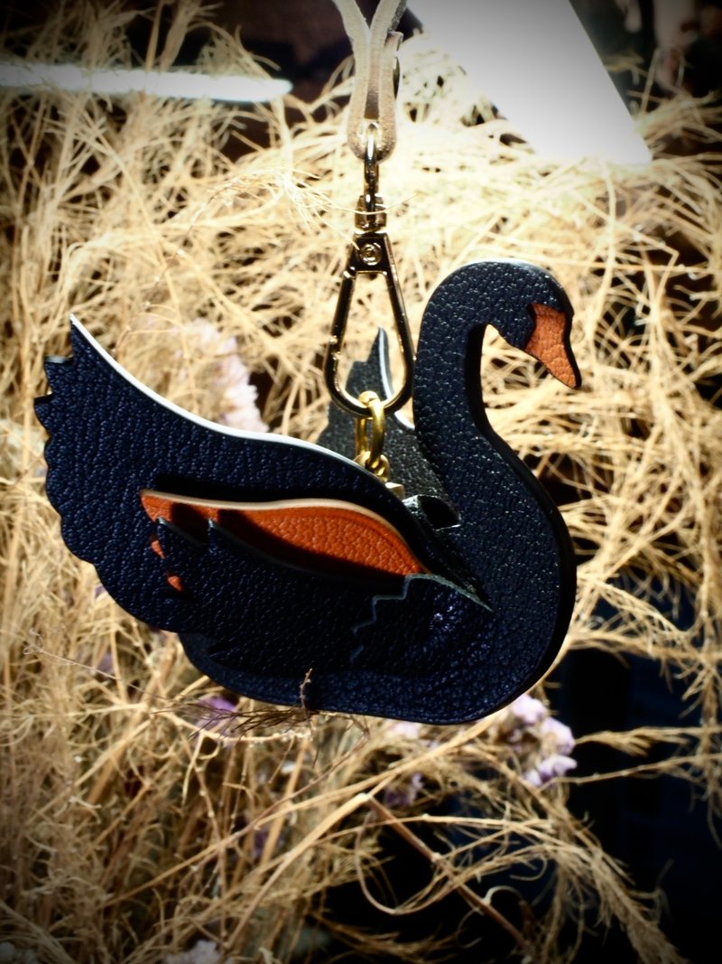 天鹅挂件丨居家小物件丨支持定制化订制丨意大利牛皮手造 - 钥匙链/钥匙包 - 真皮 