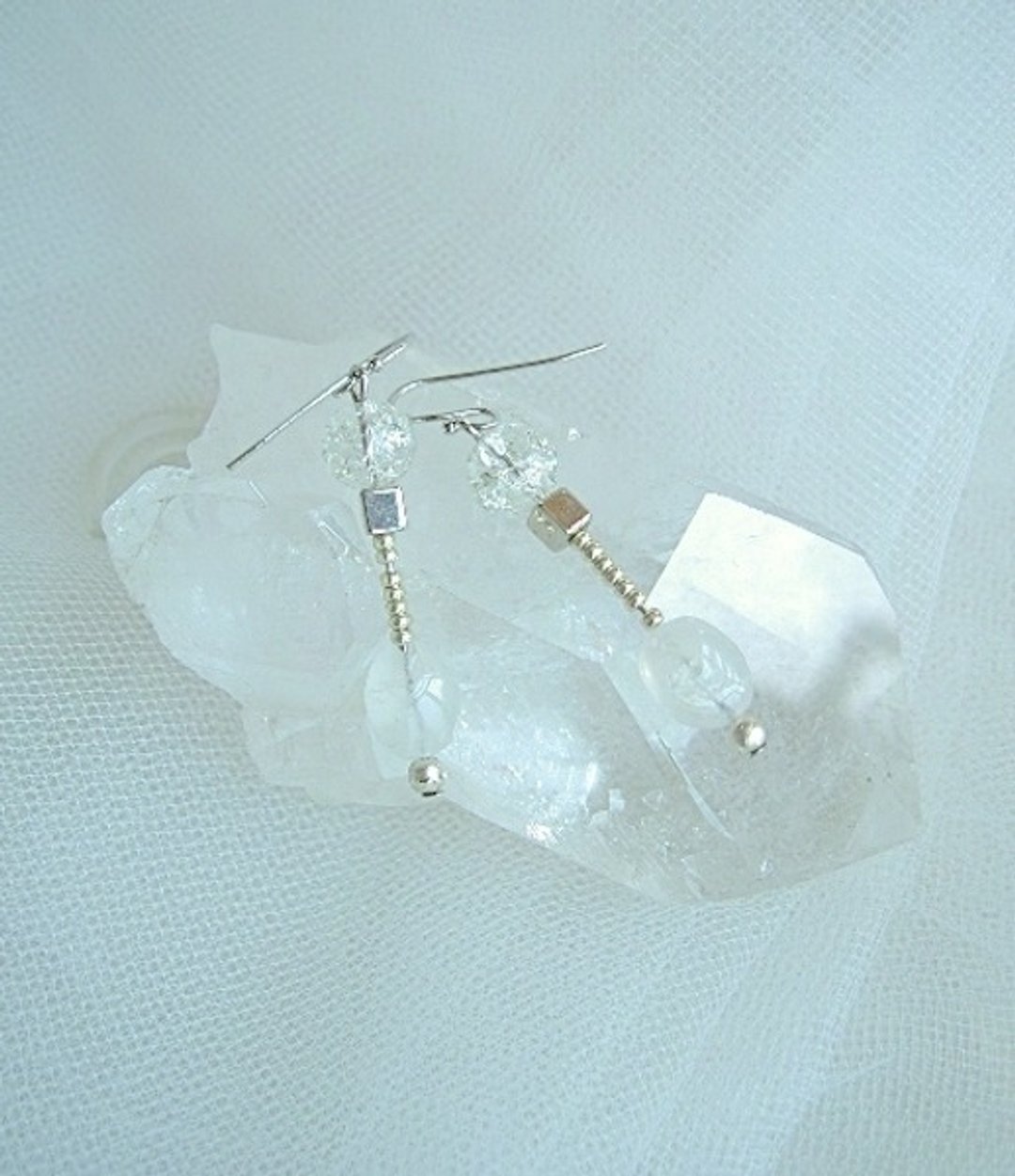 Composition earrings 5 - 耳环/耳夹 - 宝石 白色