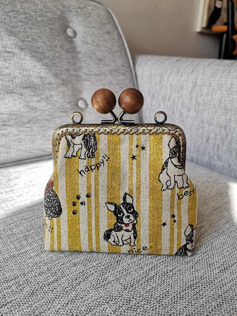 狗狗布艺 原木珠口金 收纳包/零钱包 - 零钱包 - 棉．麻 