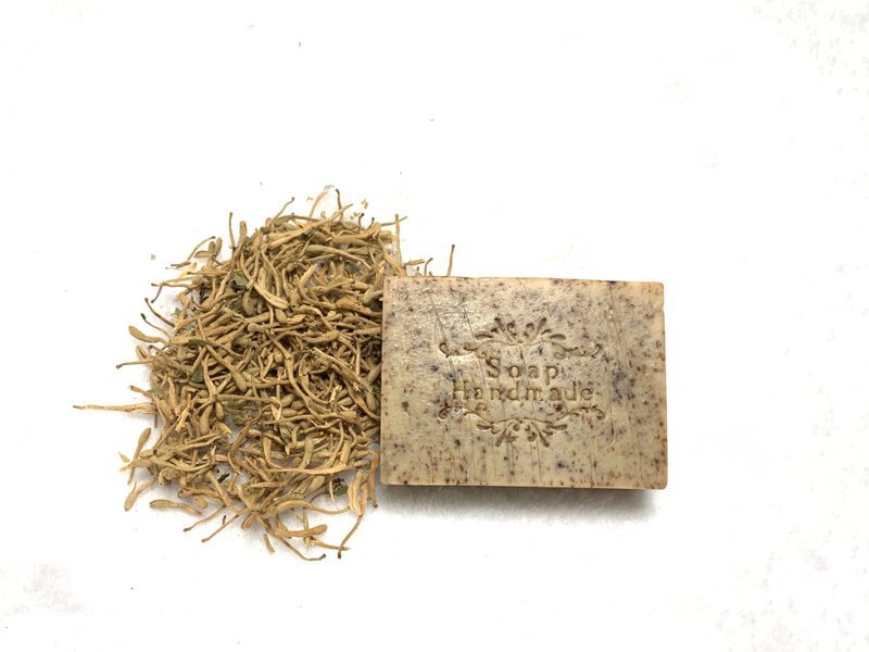 【卡萝琳手工皂】金银花皂 敏感性肌肤适用 问题肌肤适用 - 肥皂/手工皂 - 植物．花 