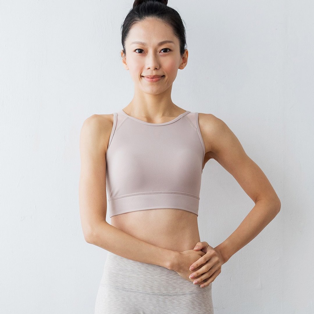 【NAMASTE】Samantha 包覆透气剪接运动内衣 - 奶茶 - 女装运动内衣 - 尼龙 卡其色