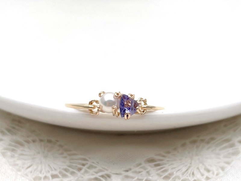 Sweet antique - Akoya 珍珠与坦桑石的仿爪镶线戒 - 戒指 - 珍珠 蓝色