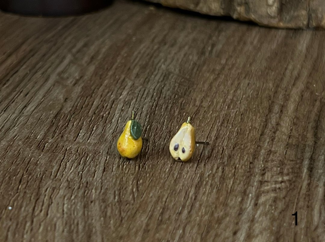 迷你西洋梨 不锈钢耳针 - 耳环/耳夹 - 陶 黄色